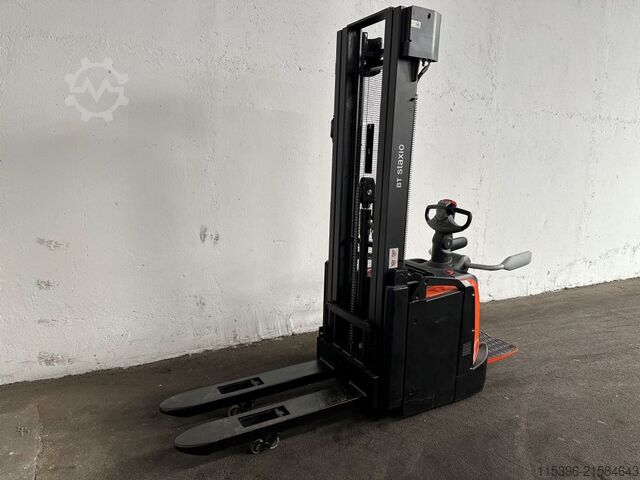 Kézi emelő Toyota SPE 160 L - TRIPLEX 5,4 m - 141 Bts. !!!!!!