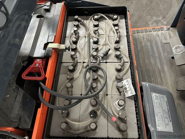 Elektromos háromkerekű targonca Toyota 7FBEST13 - TRIPLEX 4,7 m - 775 Stunden !!!!