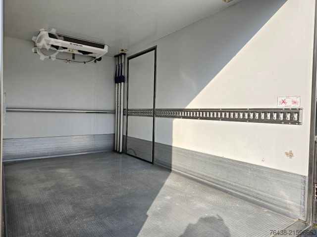 Refrigerator body van MERCEDES-BENZ Sprinter 313 CDI -32°C 230V THERMO KING 1.HAND