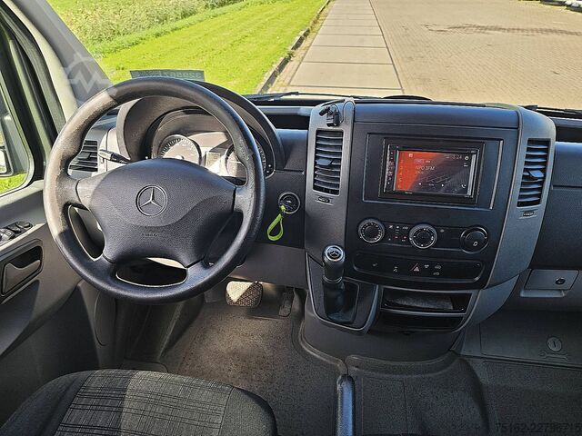 Kombi med högt tak MERCEDES-BENZ Sprinter 313CDI L1H1 Autom. Trekhaak