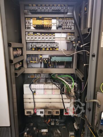 κατακόρυφο κέντρο κατεργασίας Deckel Maho DMC 104 V linear