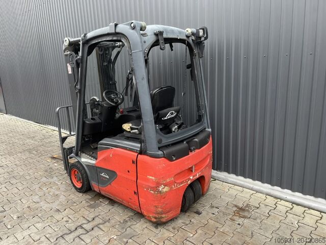 Elektrisk 3 -hjulet gaffeltruck Linde E14-02