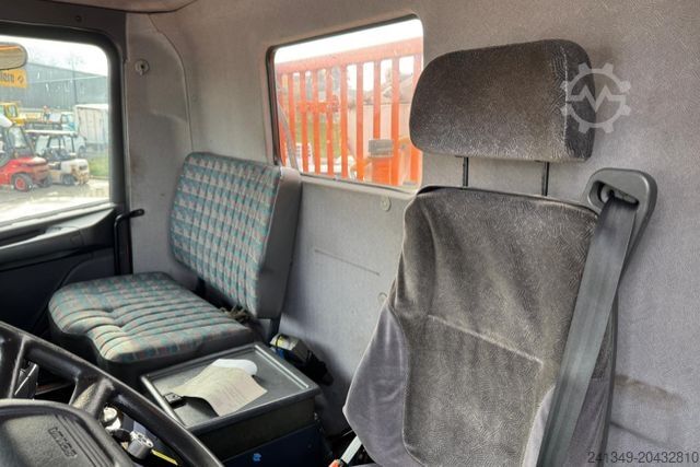 Skip truck SCANIA T380 4x2 Winterdienst Schneepflug und...