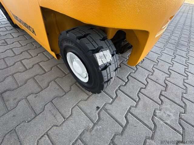  Jungheinrich EFG320 + Ladegerät 3753--EK