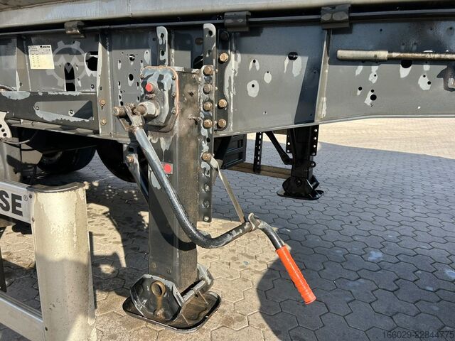 Tiptrailer WIELTON NW-3 Strong Master Stahl Kippmulde 32m³ HARDOX