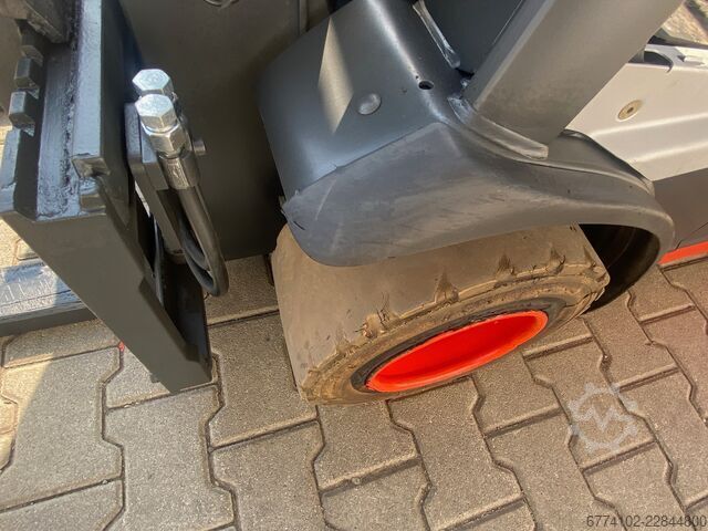  Linde E20PL-02 + Ladegerät 3516 --EK