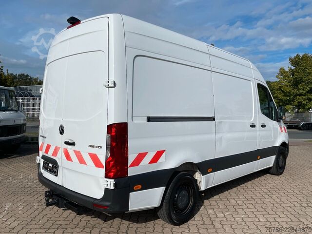 Magas tetős furgon MERCEDES-BENZ Sprinter 316 CDI L2H2/ Autom./ AC/ Navi/ AHK 3.5