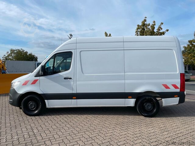 Magas tetős furgon MERCEDES-BENZ Sprinter 316 CDI L2H2/ Autom./ AC/ Navi/ AHK 3.5