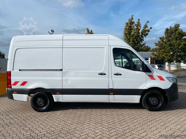 Magas tetős furgon MERCEDES-BENZ Sprinter 316 CDI L2H2/ Autom./ AC/ Navi/ AHK 3.5