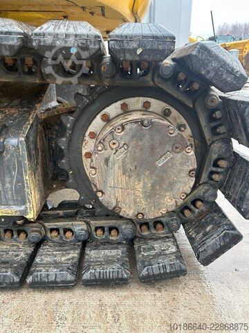  Komatsu PC138US-11