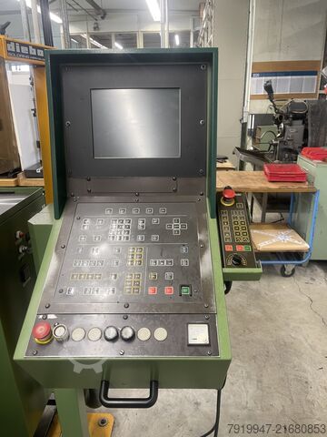 CNC milling machine Deckel Maho MH 500