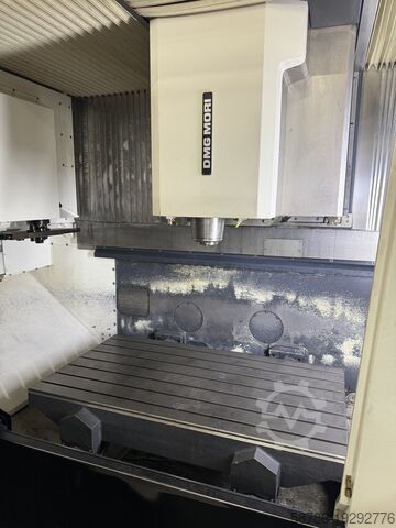 Centru de prelucrare CNC vertical DMG MORI DMC 1150V