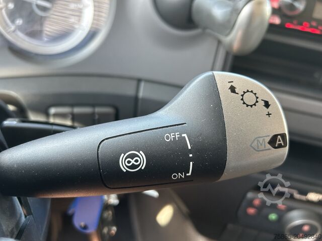 Gekoeld/bevroren transport DAF CF 260 FA / Carrier Koeler - 30 gr / Chereau Fr...