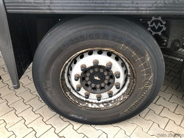 Koffer Schmitz Cargobull SCB S3B / Box Trailer / Loadlift 2000 kg / APK ...