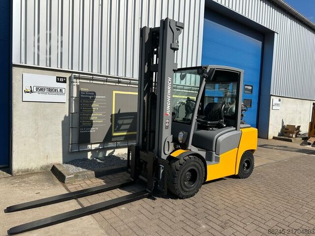 VS-22838 LPG triplex heftruck Jungheinrich TFG 430 JUNGHEINRICH TFG 430 GE180-440DZ