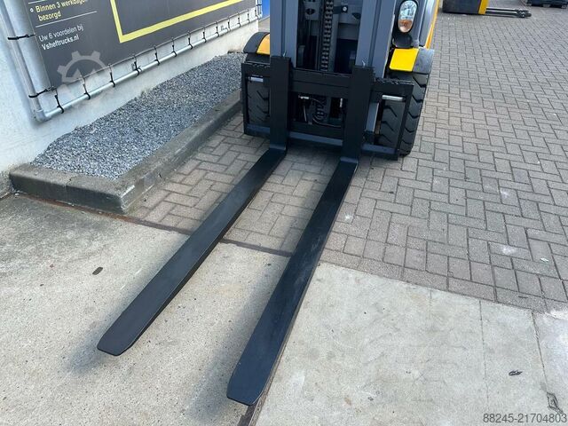 VS-22838 LPG triplex heftruck Jungheinrich TFG 430 JUNGHEINRICH TFG 430 GE180-440DZ