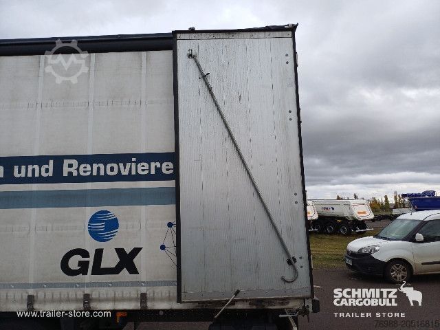 Öppen semitrailer med kapell Schmitz Cargobull Curtainsider Standard Getränke