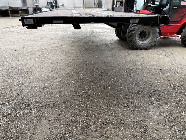 Výměna otevřeného těla Kögel BDF Plattform Multilock Teleskopstützen