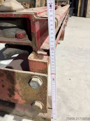 Vyrovnávací blok sonstige Ausgleichsbock für gekröpften Tieflader