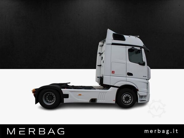 Speciale doeleinden vrachtwagen Mercedes-Benz Actros1845