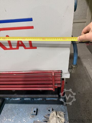Hydraulisk guillotinesaks AXIAL 3000 mm ,10 mm