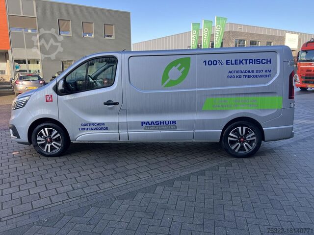 Furgonetă Renault Trafic E-Tech EXCLUSIVE L2H1 54 kw /CAMERA / BA...