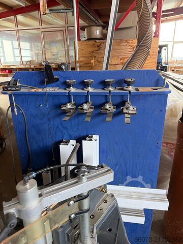 Presa za ugaone spojeve za izradu aluminijumskih prozora elumatec EP 124