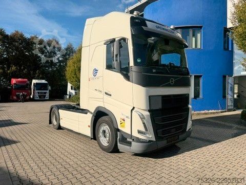 Hazardous materials truck VOLVO FH 500 XL, ADR, RETARDER