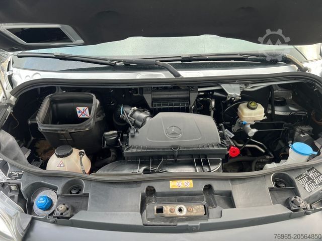 Skåpbil MERCEDES-BENZ Sprinter 314 AUTOMATIK NAVI TOTWINKEL KAMERA LED