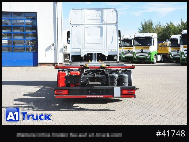 Lastbil med utbytbar kaross DAF XG+ 480 FAN Intarder Lenkachse, Steering Axle