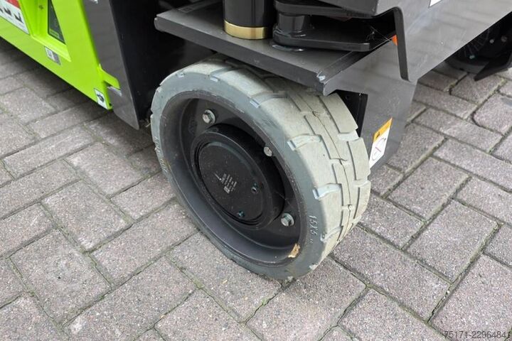 STec Maschinen- und Fertigungstechnik GmbH STec Maschinen- und Fertigungstechnik GmbH STec Maschinen- und Fertigungstechnik GmbH