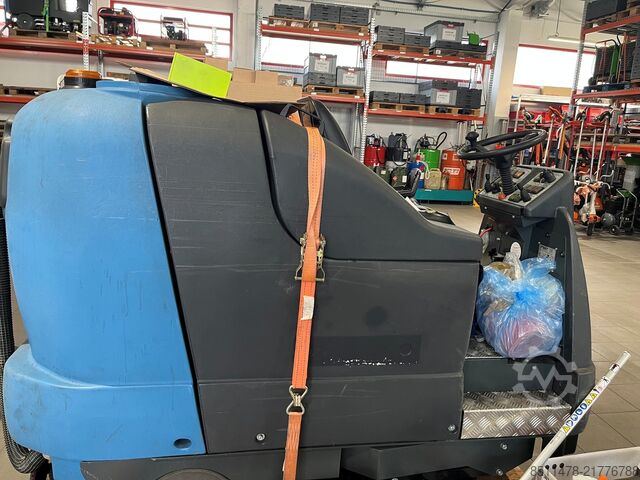 Mașină de spălat și aspirat cu operator la bord Fimap MAGNA 85