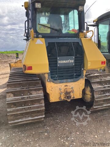 Vält KOMATSU D 51 PX-22
