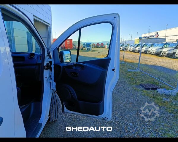 Minibusz OPEL Vivaro II 29 E6 2016 - Vivaro 29 L1H1 1.6 bit. 145cv Edition S&S E6