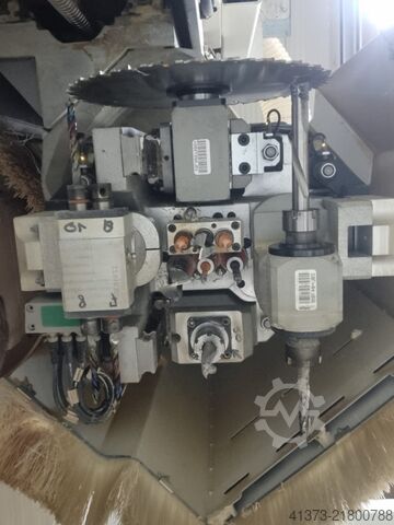 Centrum obróbcze CNC okna i drzwi SCM Accord 40 FX mit Werkzeugen