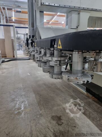 Centrum obróbcze CNC okna i drzwi SCM Accord 40 FX mit Werkzeugen