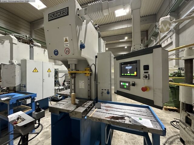 Egyoszlopos prés - hidraulikus DUNKES HF-STS 30