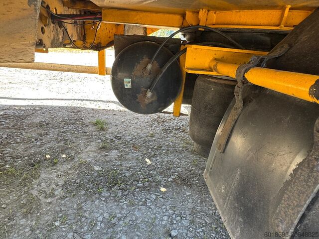 Billenőplatós rakodó, tartalmazza a felépítményt Iveco AT380T45