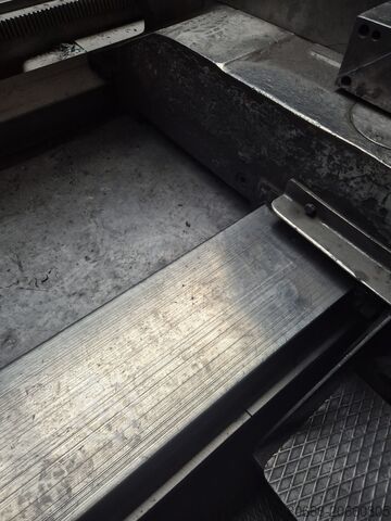 Konventionell svarv Skoda SUT 200