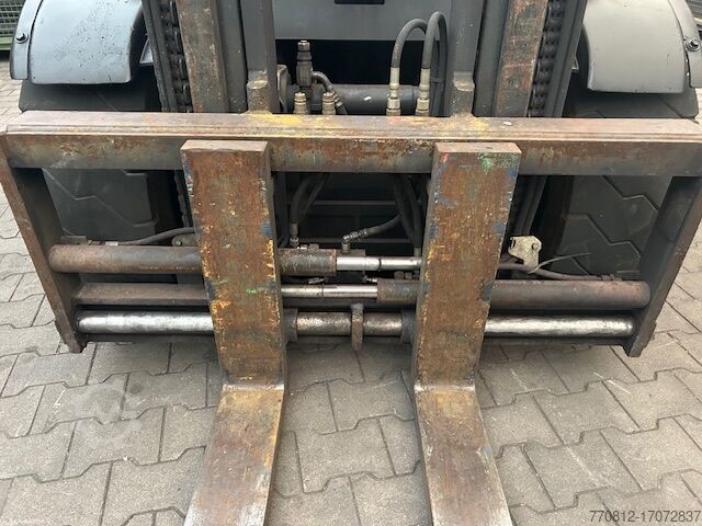 Vierrad-Gabelstapler Linde H50T
