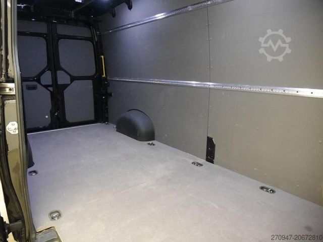 Kastenwagen hoch VOLKSWAGEN Crafter Kasten 35 L4H3 NAVI DAB PDC KAMERA