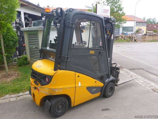 Chariot élévateur à fourche diesel Linde H18D