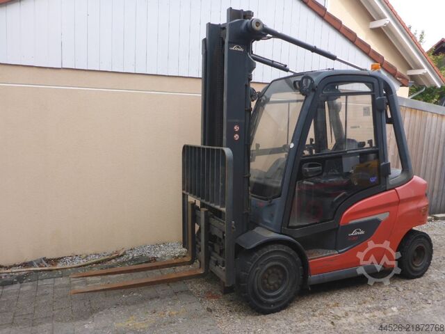 Chariot élévateur à fourche diesel Linde H30D