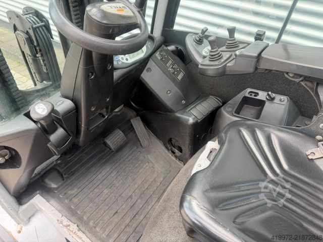 Empilhadeira diesel Still RX70-35