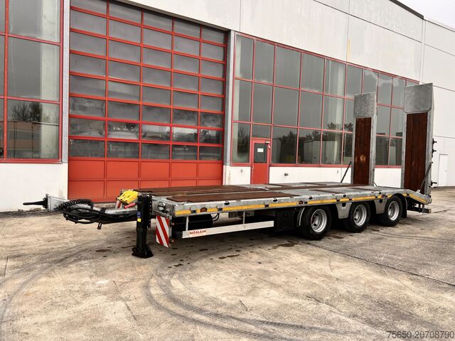 Nízkoložný přívěs Möslein TTA33 Schwebheim  31 t Tridemtieflader gelenkt, Neuwertig