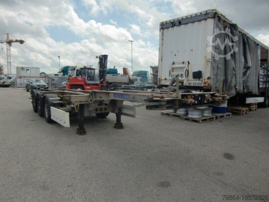 Değişebilir kasalı yarı römork SCHMITZ CONTAINERCHASSI 3-ACHSIG SCF 24G45 SLIDER