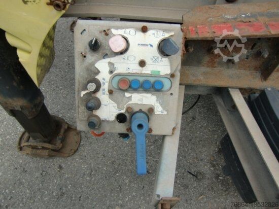 Değişebilir kasalı yarı römork SCHMITZ CONTAINERCHASSI 3-ACHSIG SCF 24G45 SLIDER