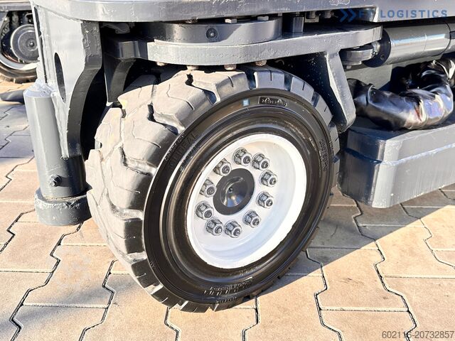 Περονοφόρο ανυψωτικό 4 κατευθύνσεων Combilift C4000 / TRIPLEX / 9300MM / GAS / TOP1