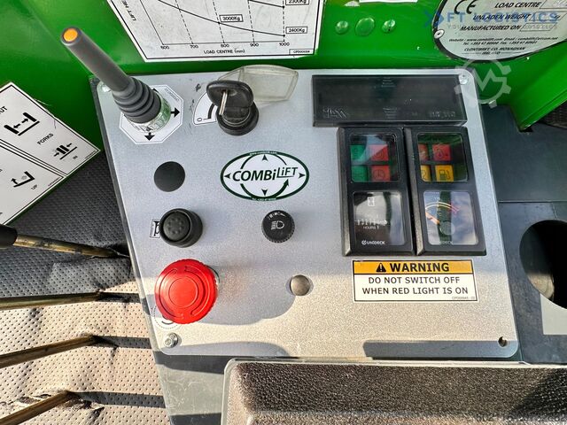 Περονοφόρο ανυψωτικό 4 κατευθύνσεων Combilift C4000 / TRIPLEX / 4900MM / GAS