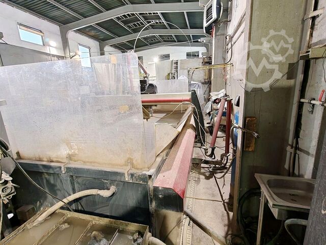 Máquina de corte por chorro de agua Omax Maxiem 1530